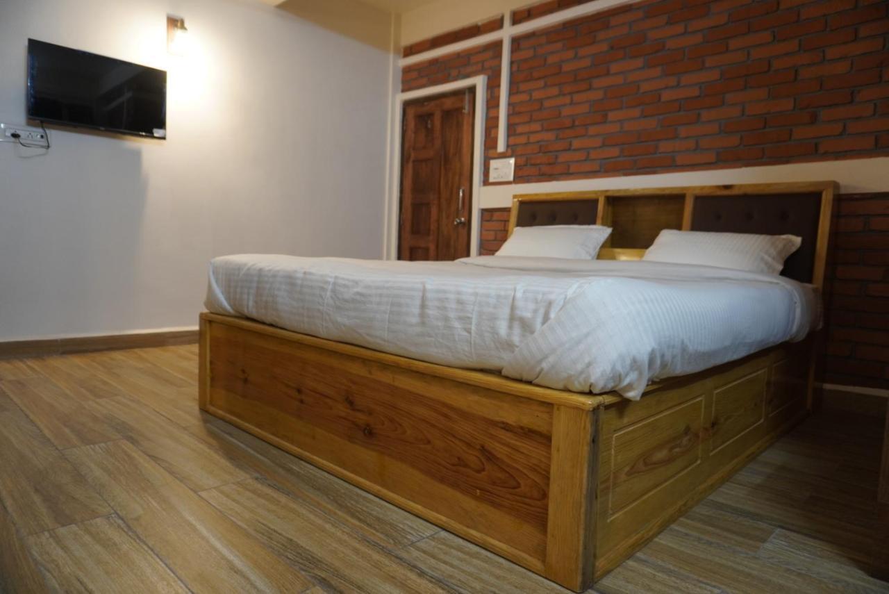 Dorsen Homestay Shillong Buitenkant foto